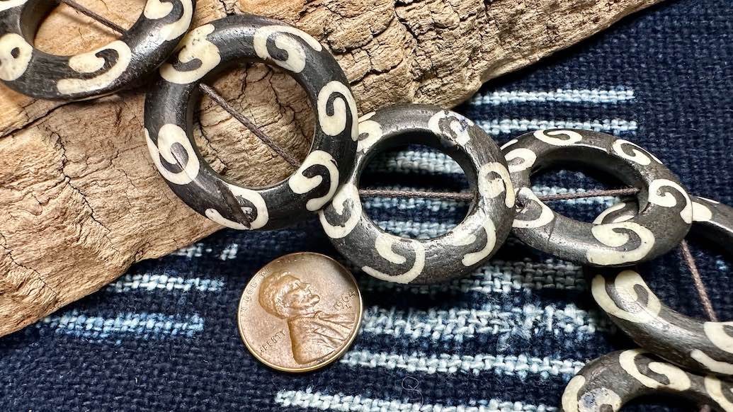 Wood & Bone Bead Strand - Rings - 30mm - 16”