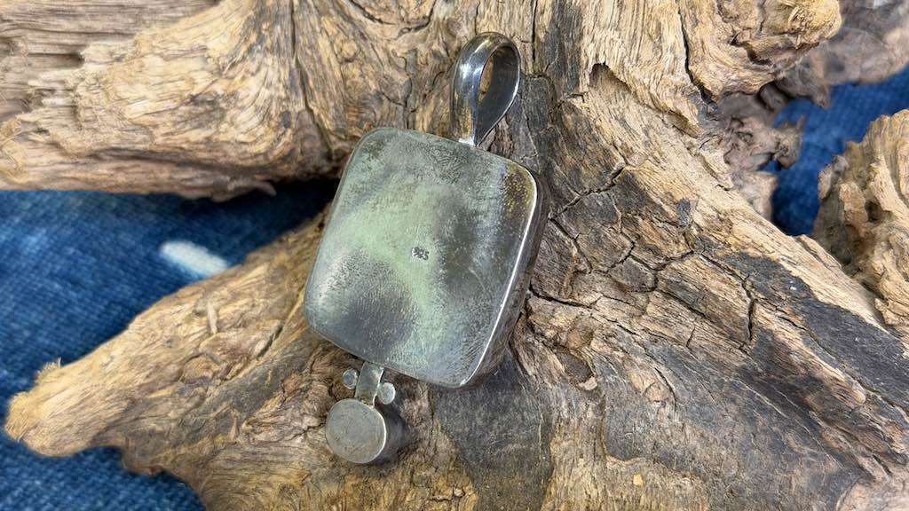 Vintage Sterling Silver Pendant