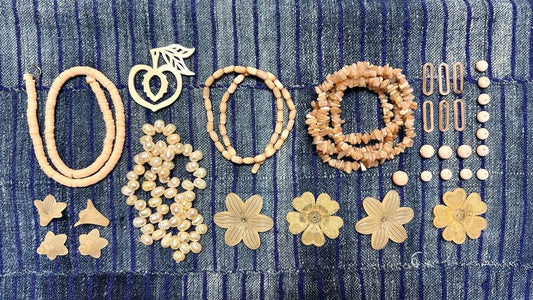 Pantone Color of the Year 2024 Inspiration Kit—Peach Fuzz