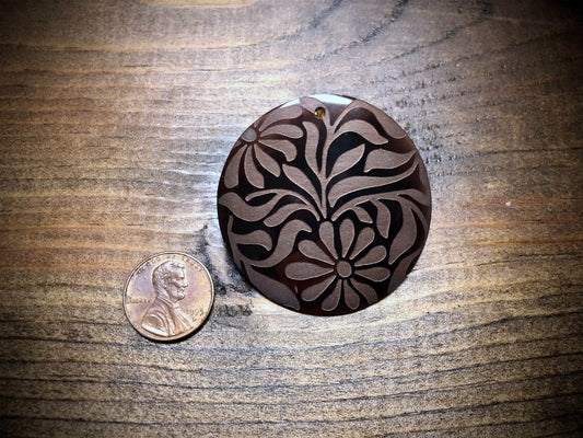 Lillypilly Black Slip Shell Laser Engraved Pendant - Brown