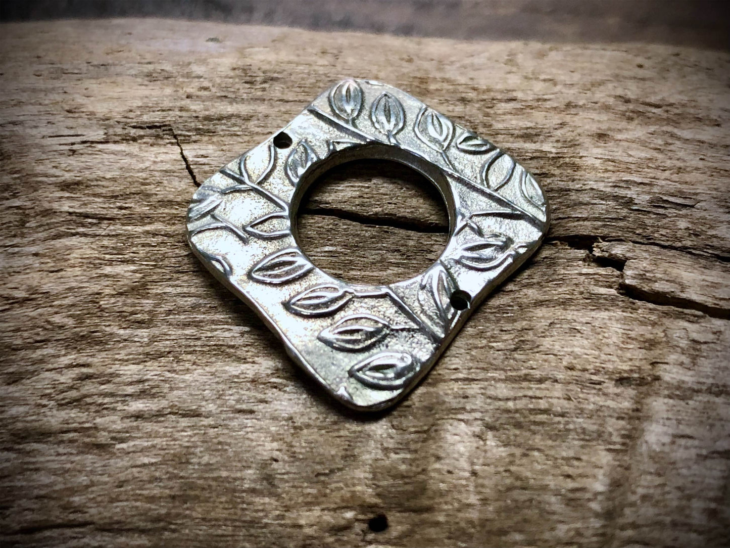 Dorabeth Designs Square Flower Link - Bright