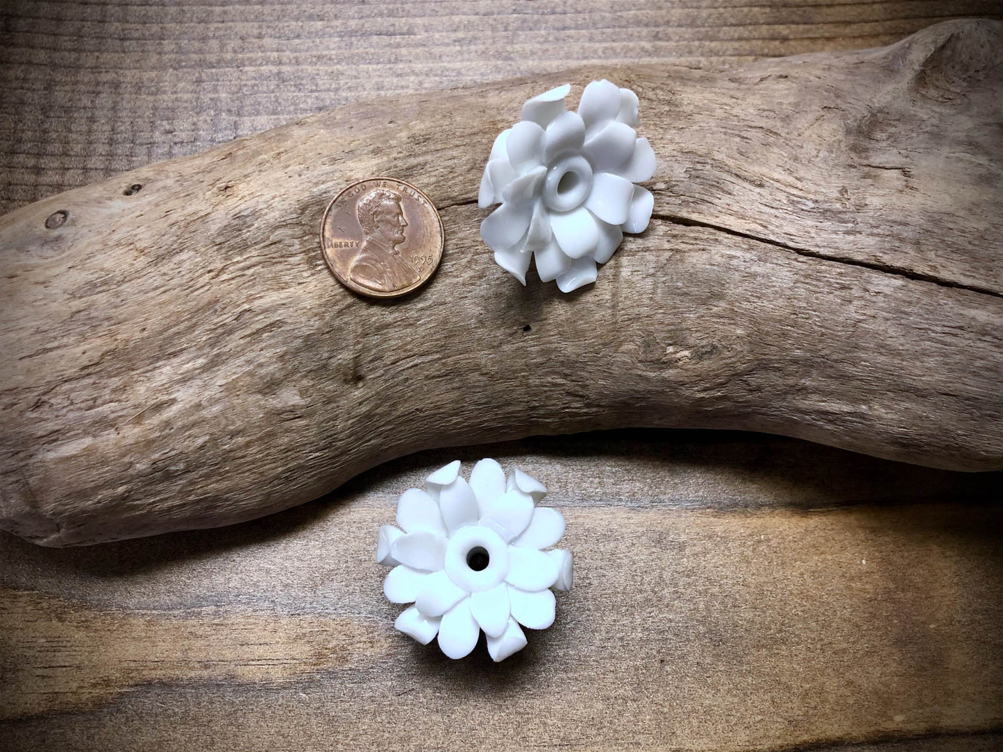 Vintage Japanese White Flower Glass Focal Bead