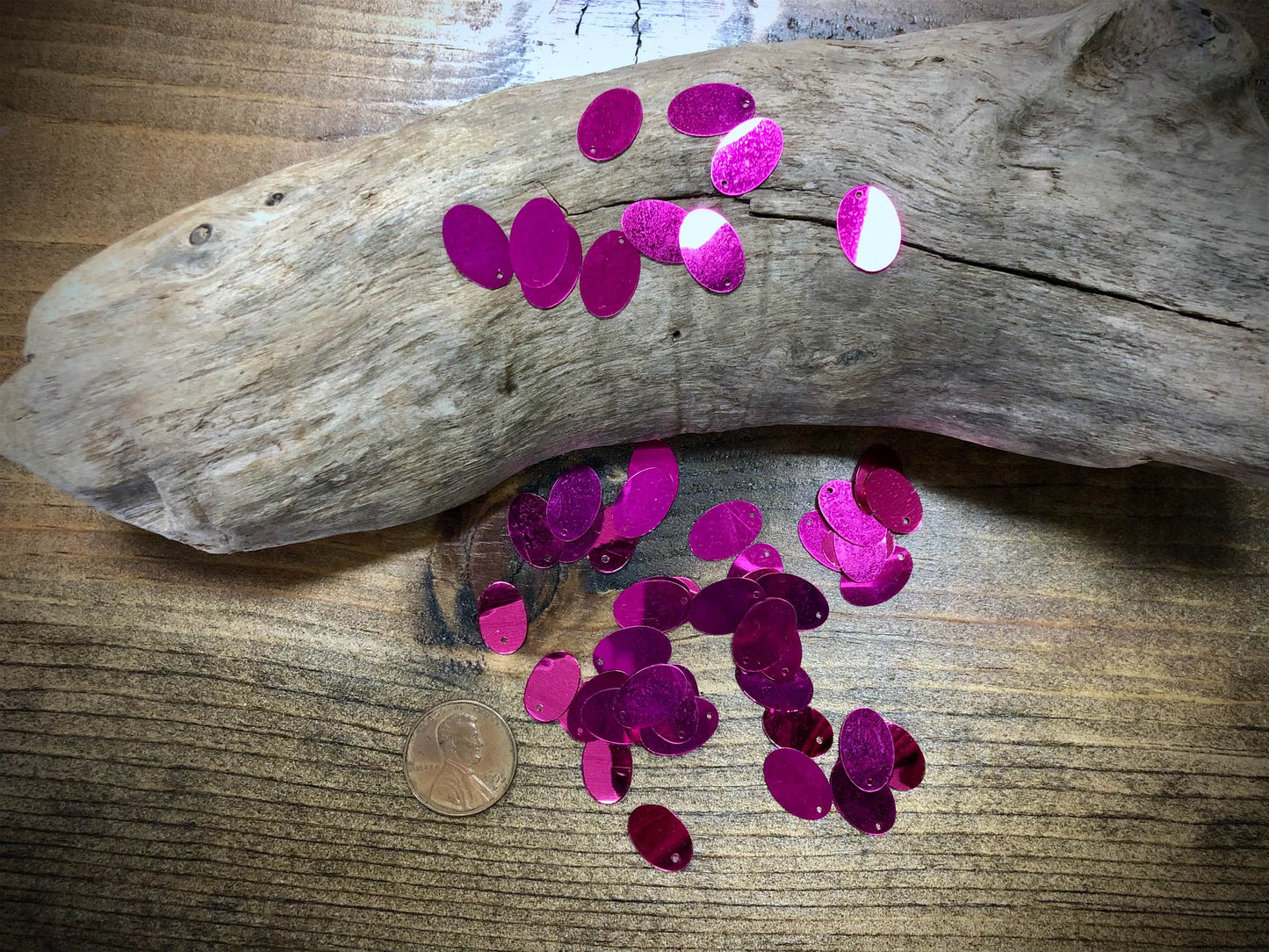 Vintage Sequins - 14mm x 9mm - Bag of Approx. 60 - Fuchsia - Oval