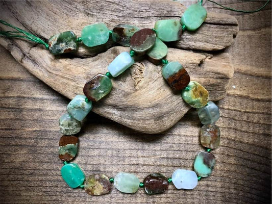 AA Chrysoprase Smooth Rounded Rectangle Bead Strand - 16mm x 12mm - 16"
