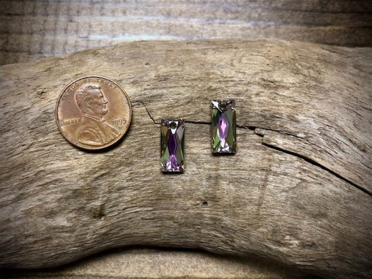 European Crystal Faceted Queen Baguette Drop Pair - Light Amethyst Ombre