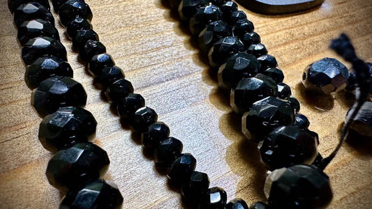 Raven Cut-Out Inspiration Kit #1