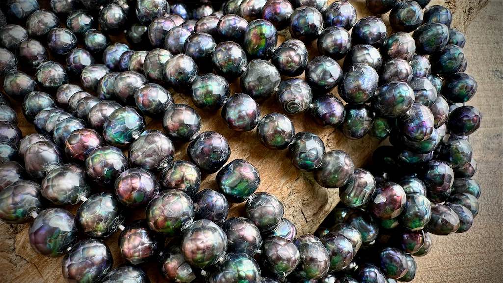 Freshwater Pearls - Faceted Peacock - 8mm to 10mm - 16"