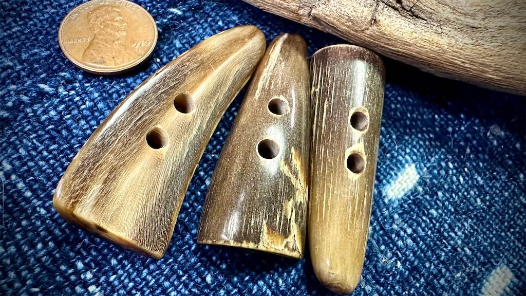 Horn Toggle Buttons - 20mm x 50mm - Set of 3