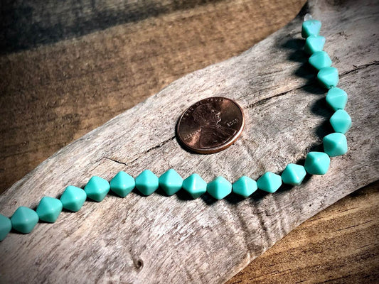 Lucerna Bicone Czech Glass Strand