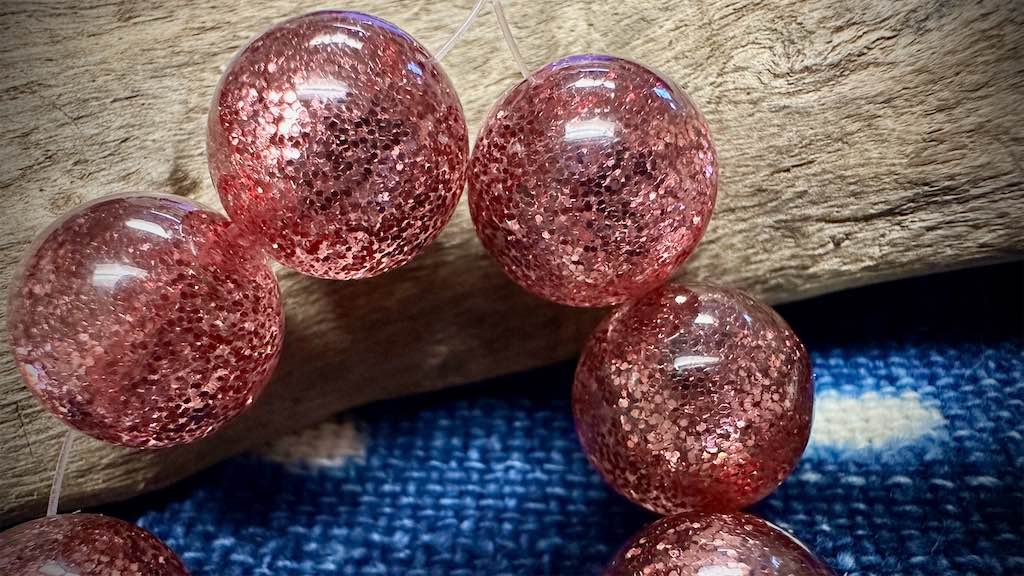 Italian Polyester Bead Strand - Glitter Round - Mauve - 15mm