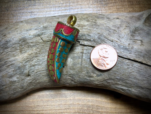 Nepalese Horn Pendant