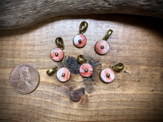 Nepalese Spiny Oyster Charm