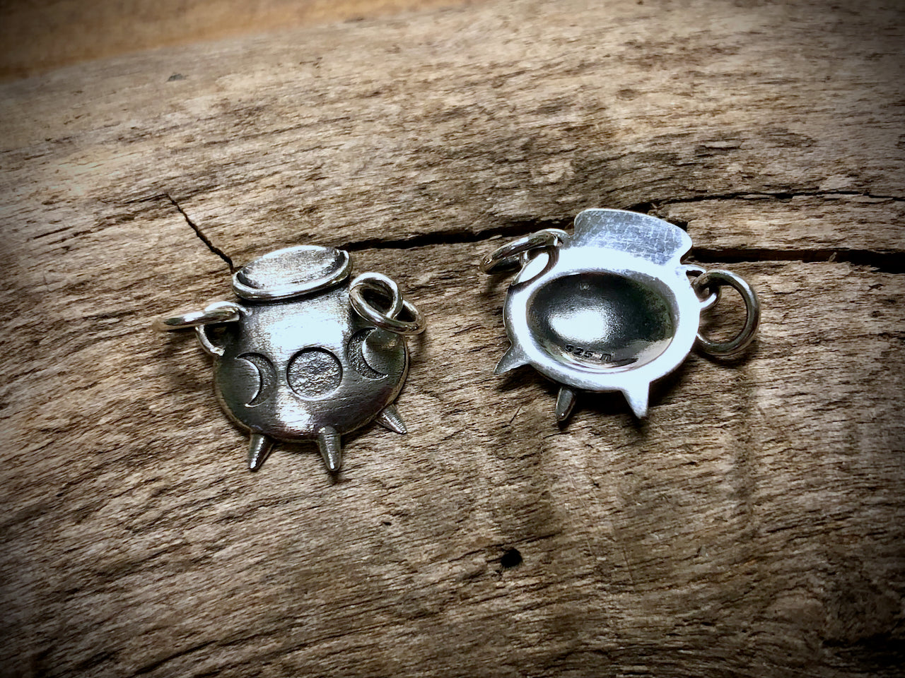 Sterling Witch Cauldron Charm Link