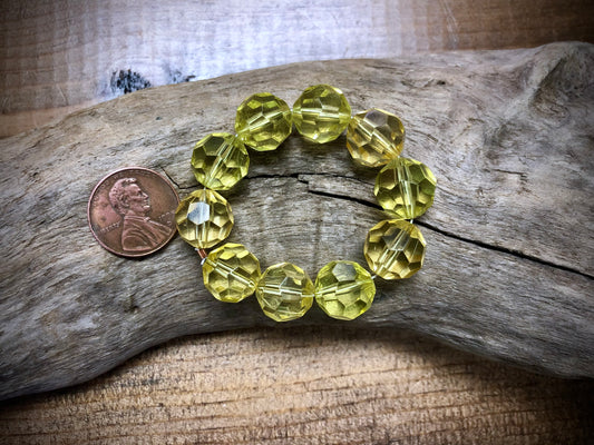 Vintage Plastic Bead Strand