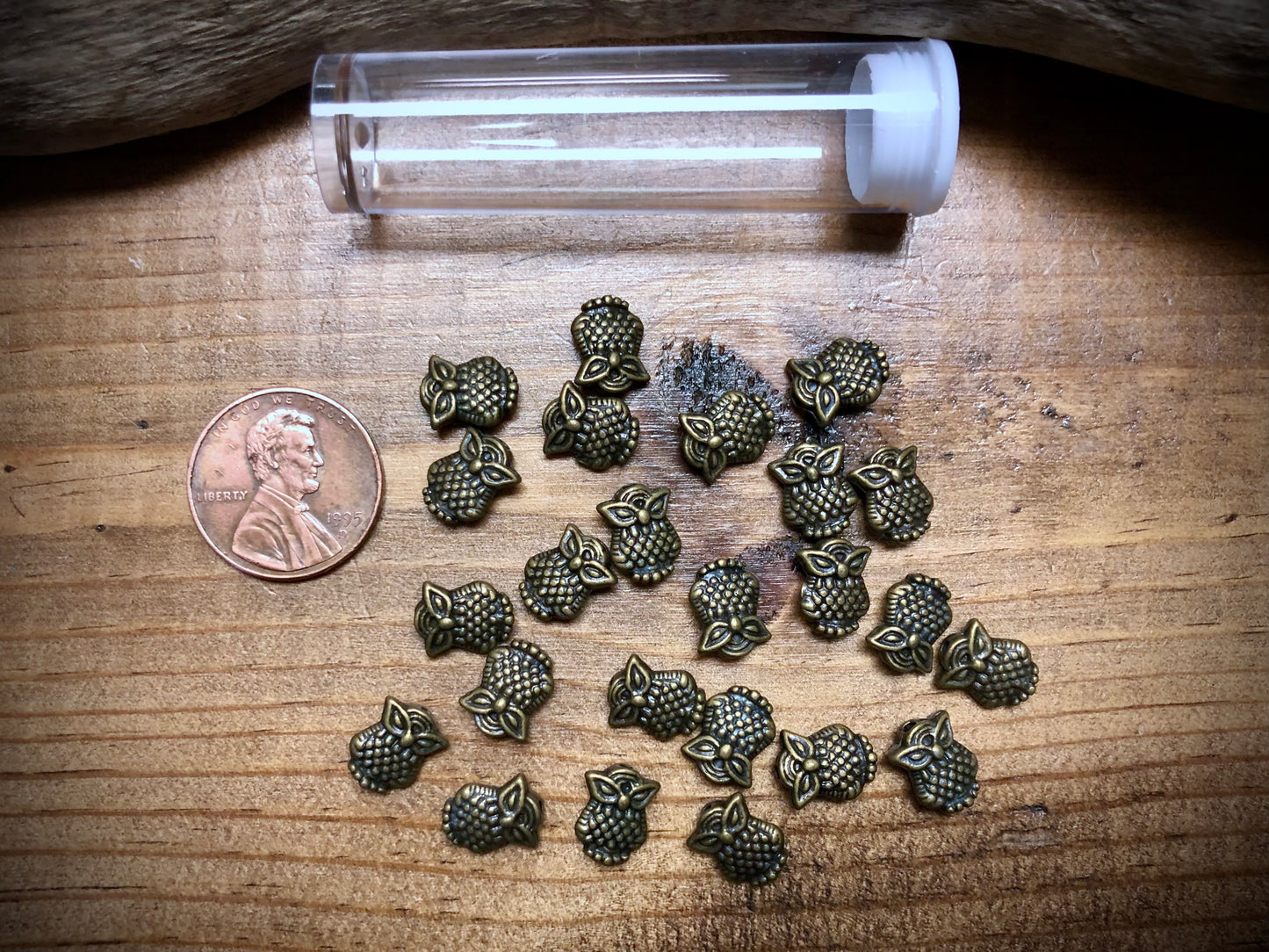 Antique Brass Tone Pewter Spacers Set - 7mm x 9mm Owls