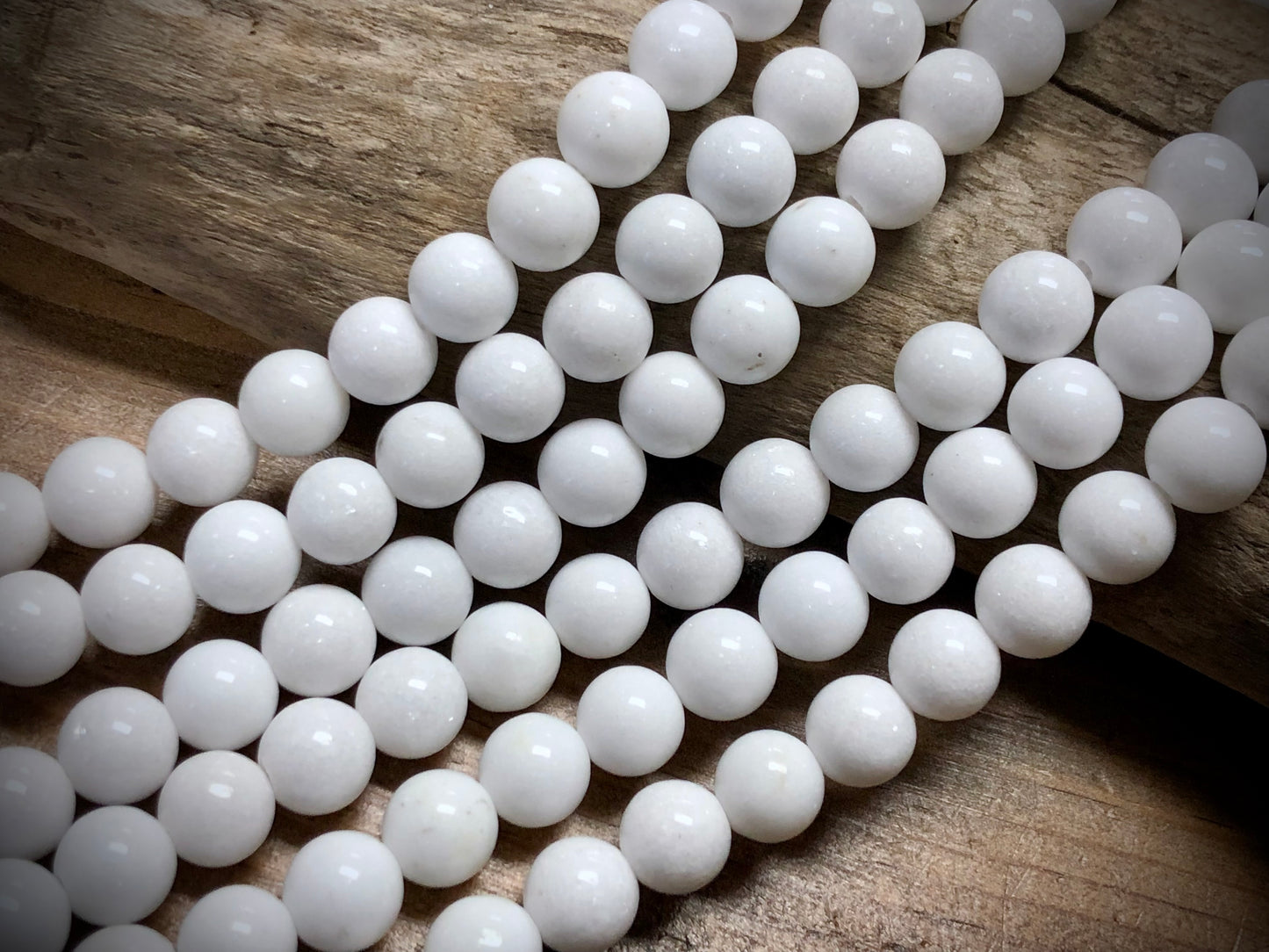 Dyed Jade Smooth Rounds - White - 8mm - 15.5"