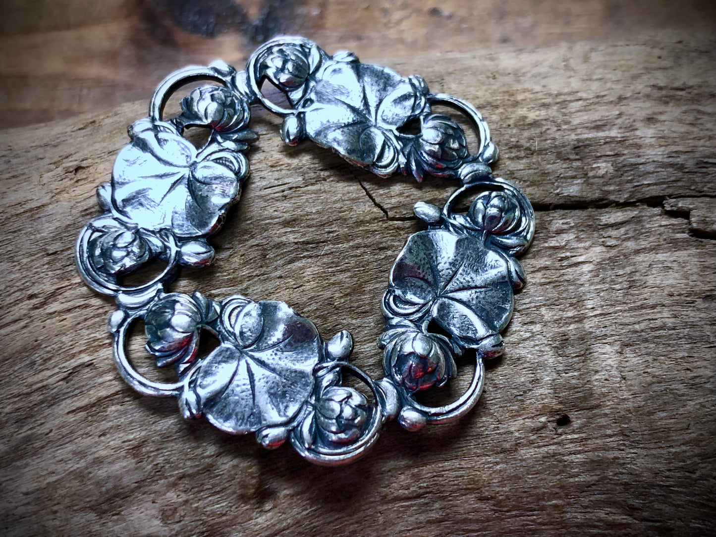 Lily Pad Wreath Finding - 41mm