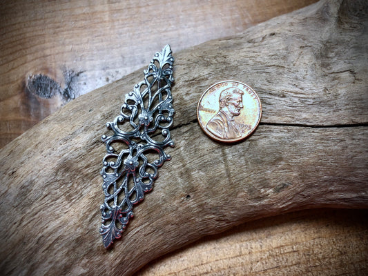 Filigree Diamond Finding - 63mm x 21mm