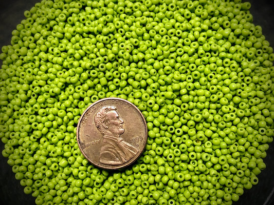 Vintage Venetian Seed Beads - 11/0 - Yellow Green