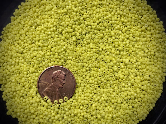 Vintage Venetian Seed Beads - 12/0 - Greenish Yellow