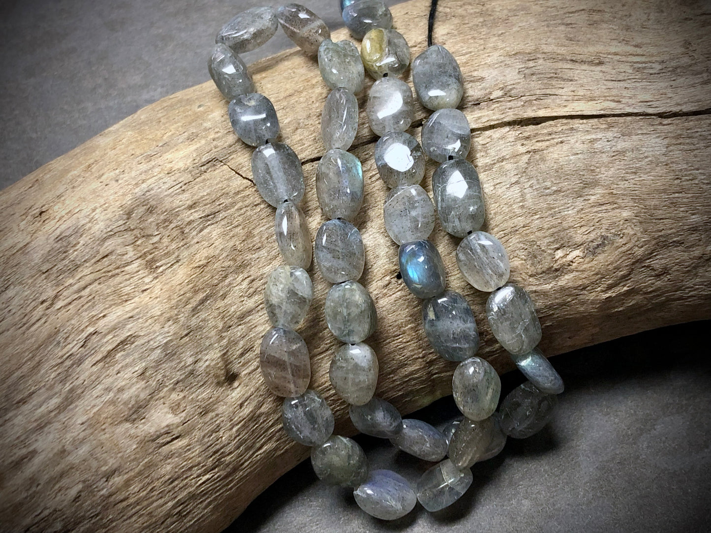 Labradorite Puff Ovals - 9mm x 7mm - 13”