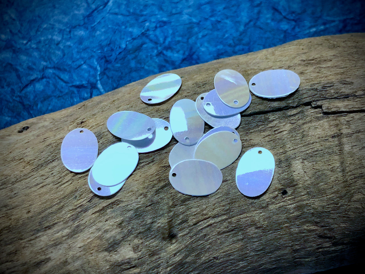 Vintage Sequins - 13mm x 4mm - Bag of Approx. 50 - White - Oval