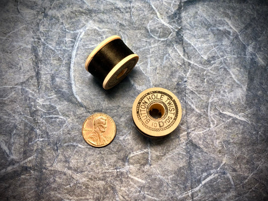 Vintage Gudebrod Silk Thread - Chocolate Brown