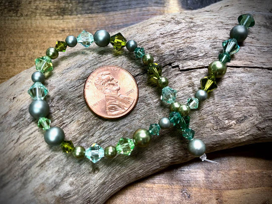 European Crystal & Pearl Mix - Opaline Green