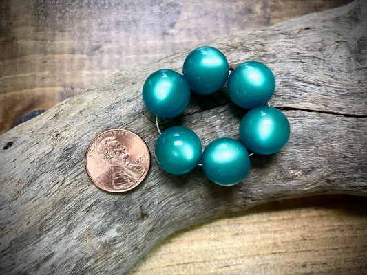 Vintage Moon-Glow Lucite Bead Strand