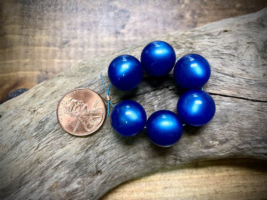 Vintage Moon-Glow Lucite Bead Strand