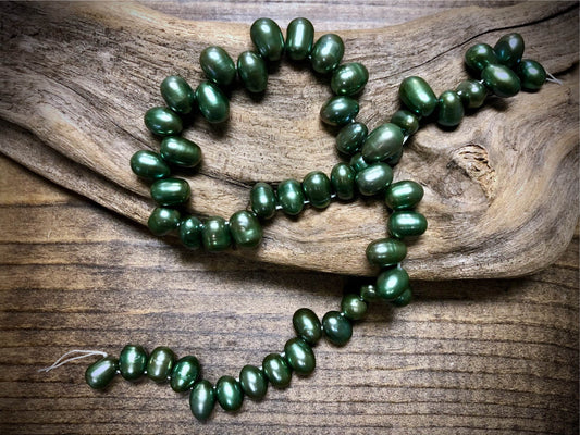 Freshwater Pearls - Green Potato - 10mm x 8mm - 14"