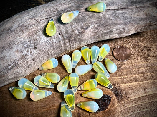 Vintage Austrian Glass—Yellow & White Opal Drop Glass Bead—20mm x 10mm