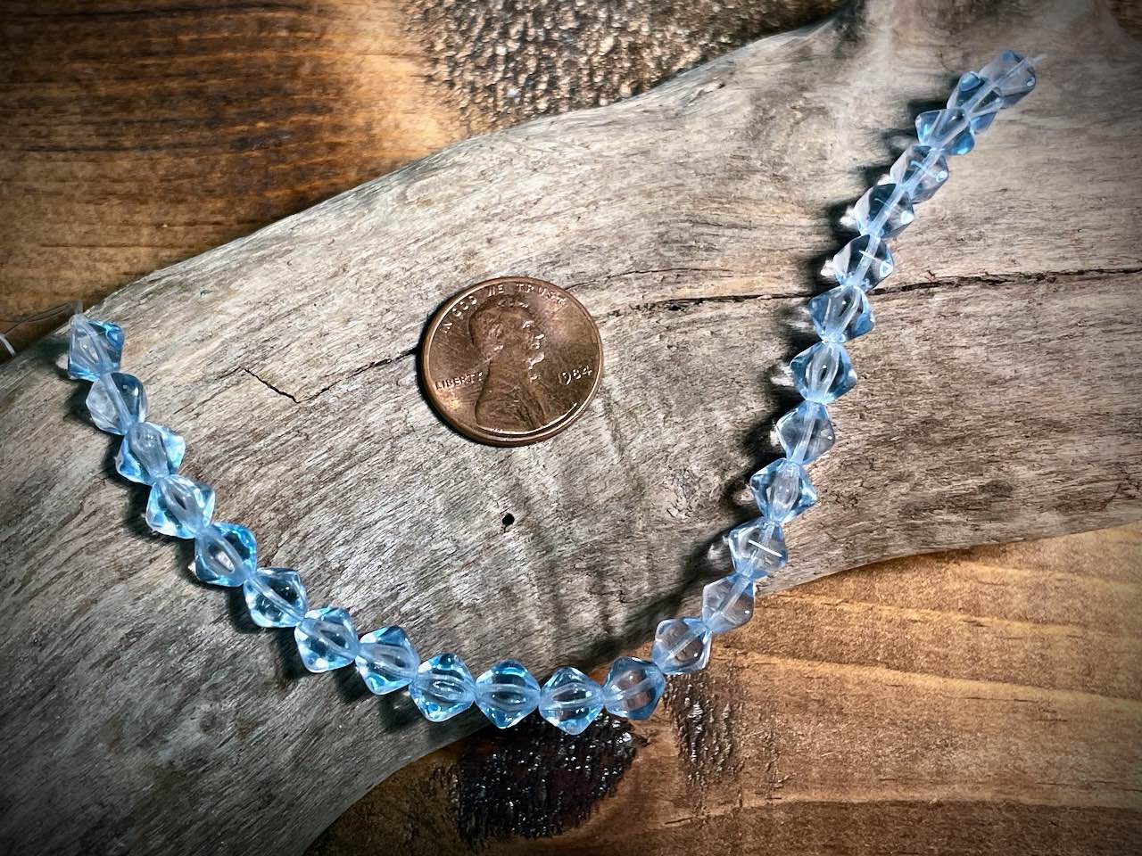 Lucerna Bicone Czech Glass Strand