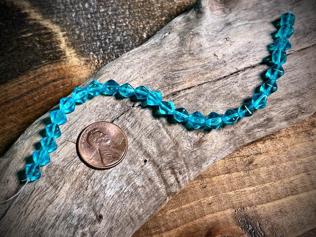 Lucerna Bicone Czech Glass Strand