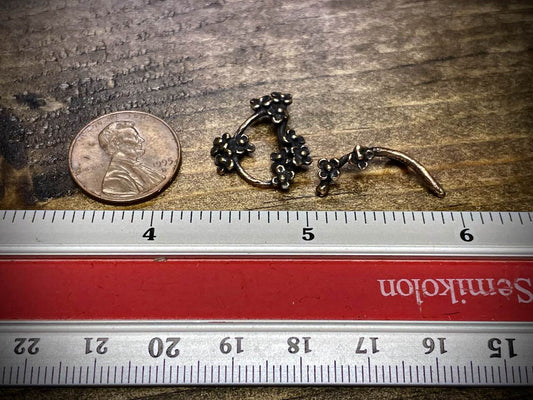 Bronze Floral Toggle Clasp