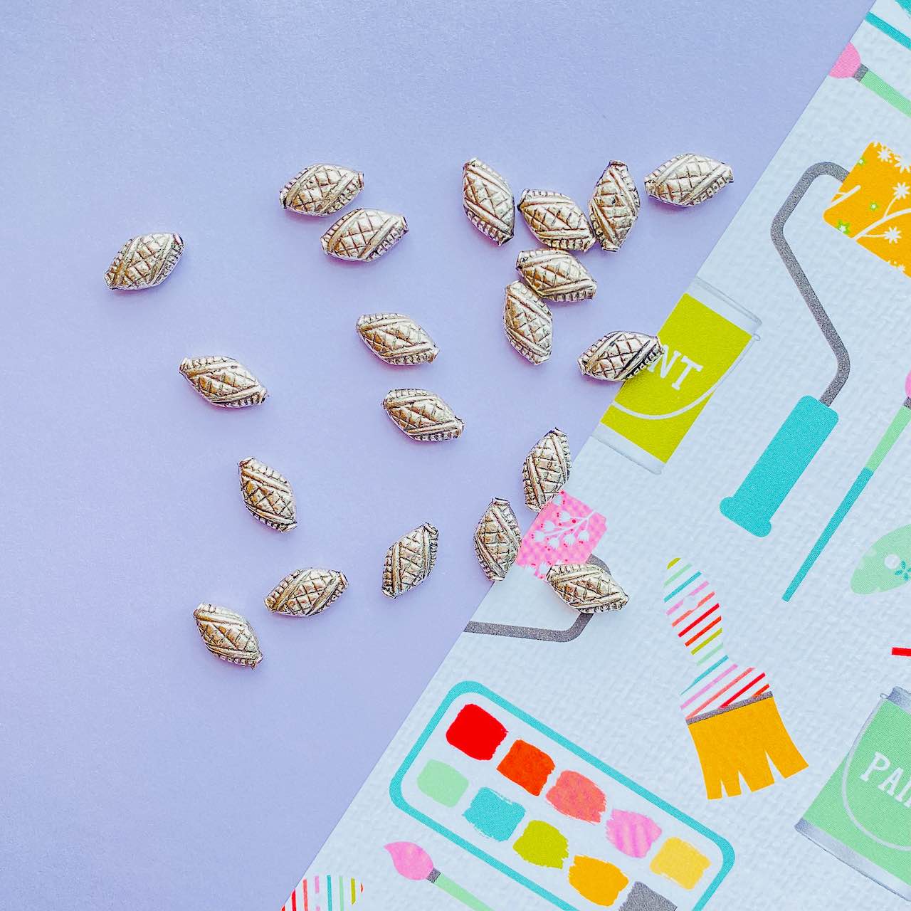 Allegory Gallery Pewter—Oval—Hatch Design