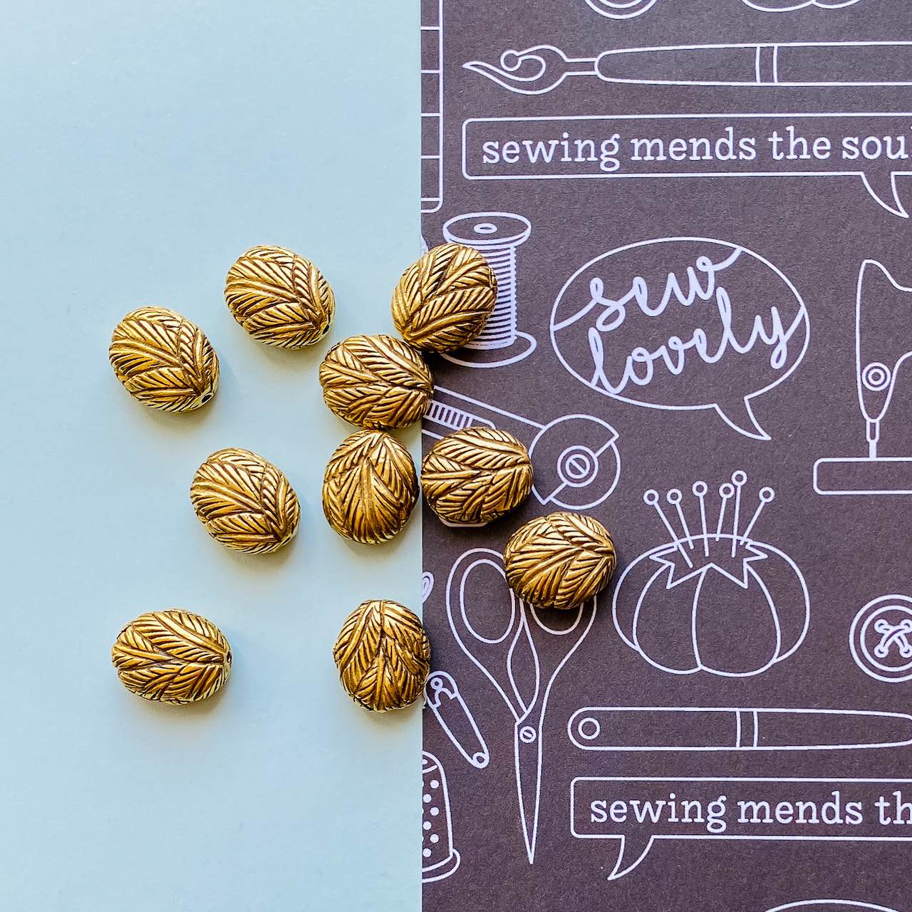 Allegory Gallery Pewter—Puffy Oval—Tropical Leaf