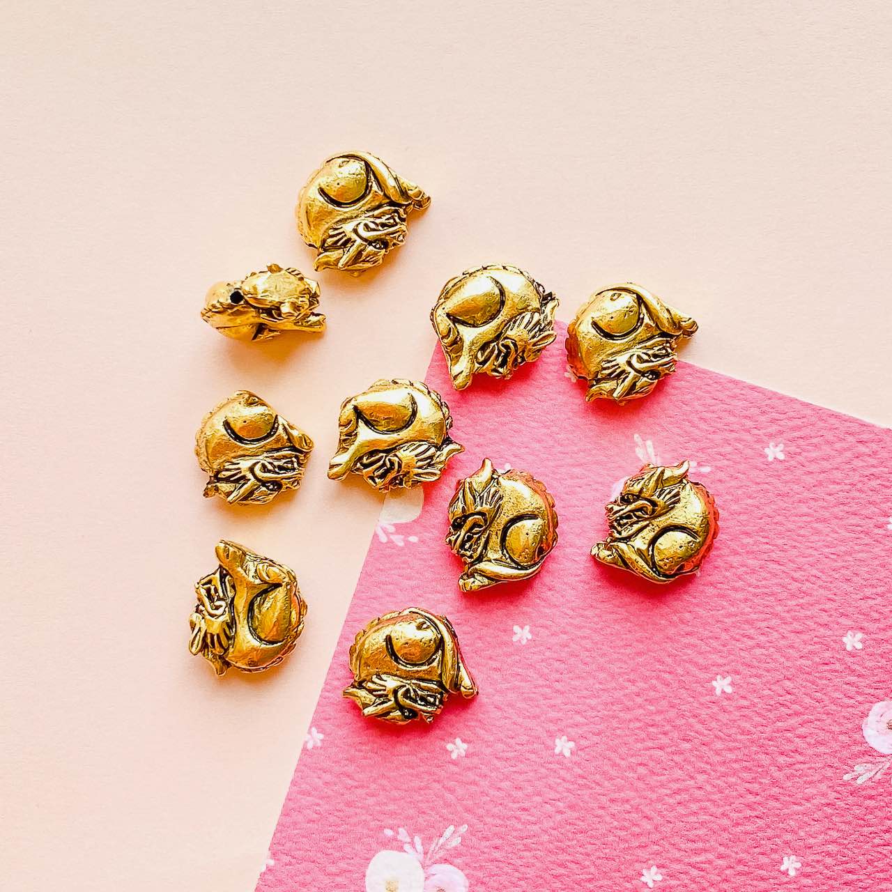 Allegory Gallery Pewter—Griffin