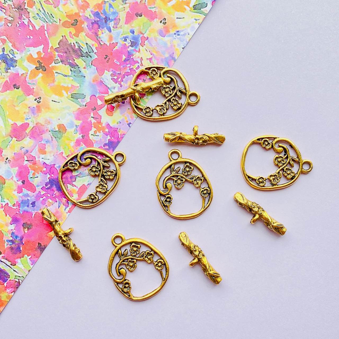 Allegory Gallery Pewter—Toggle Clasp—Flowers