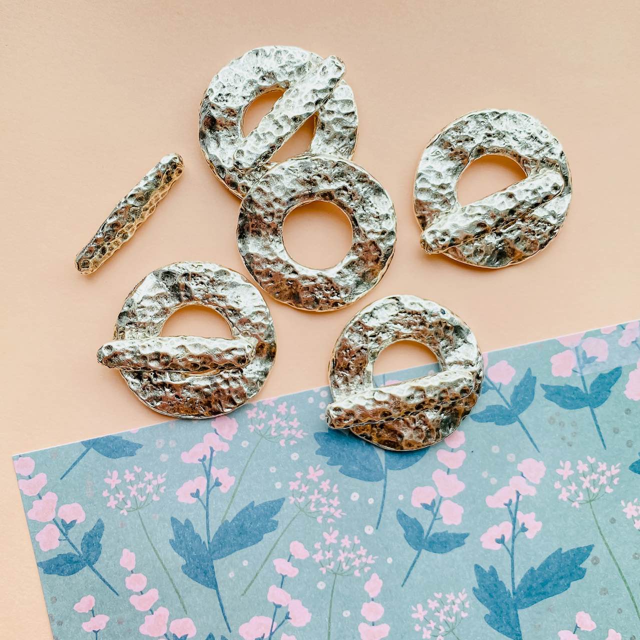 Allegory Gallery Pewter— Large Toggle Clasp—Hammer