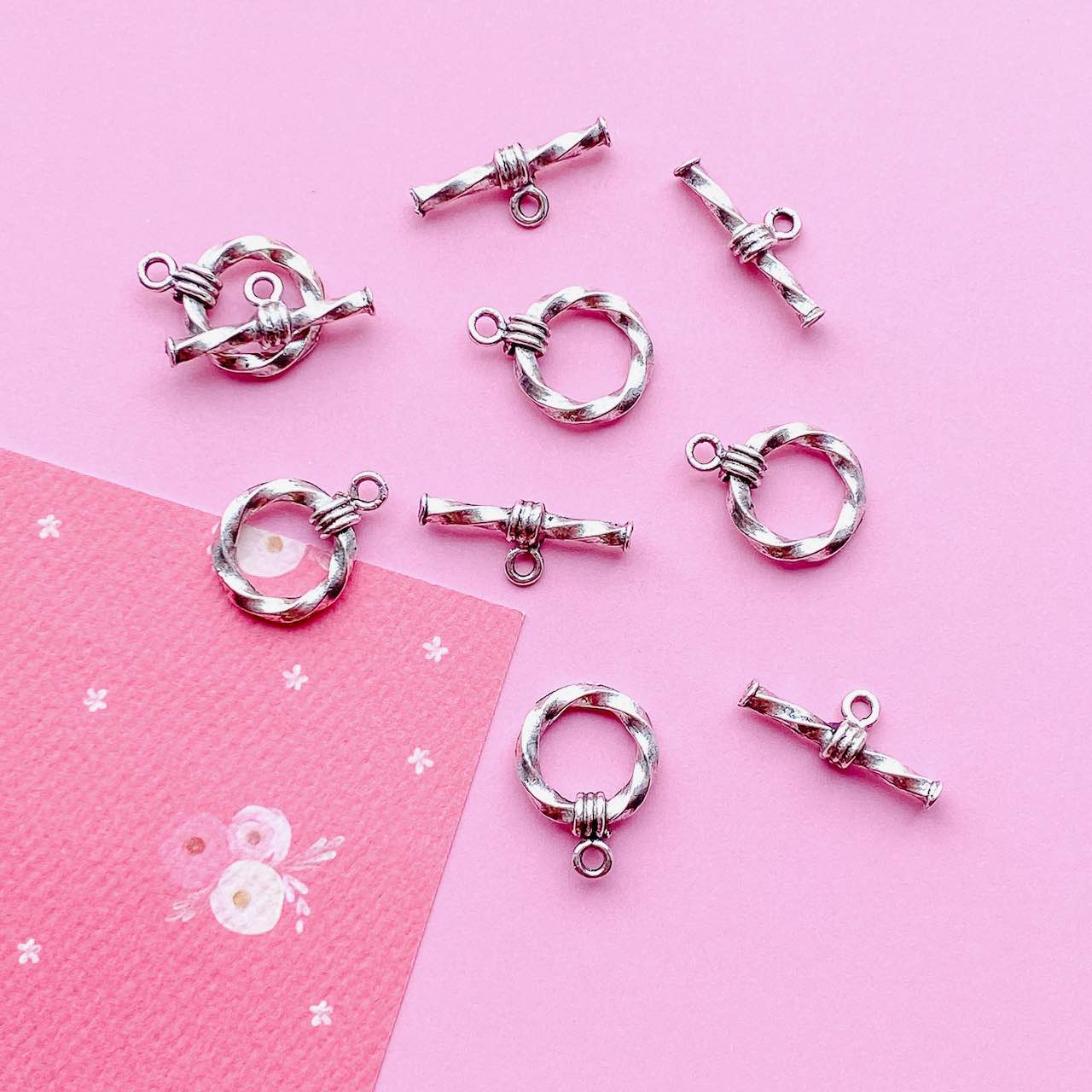 Allegory Gallery Pewter—Toggle Clasp—Twisted