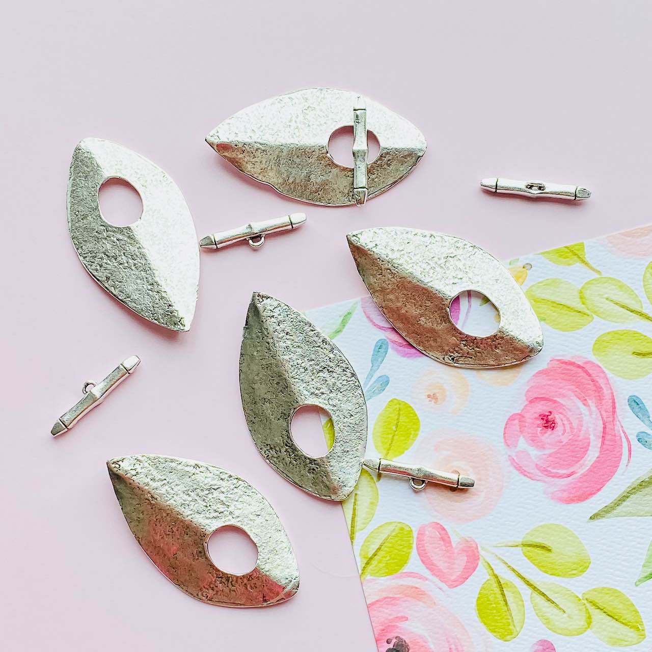 Allegory Gallery Pewter—Toggle Clasp—Large Leaf