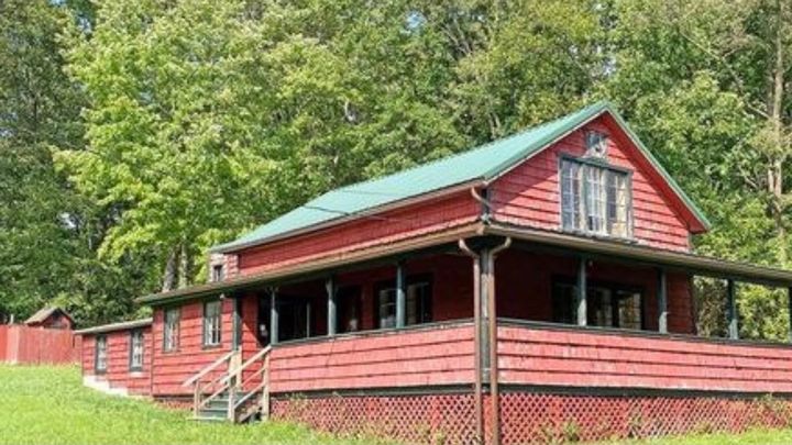 Fundraiser for Star Cottage Studio