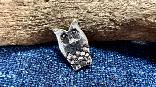 Pewter Button - 25mm x 15mm - Owl