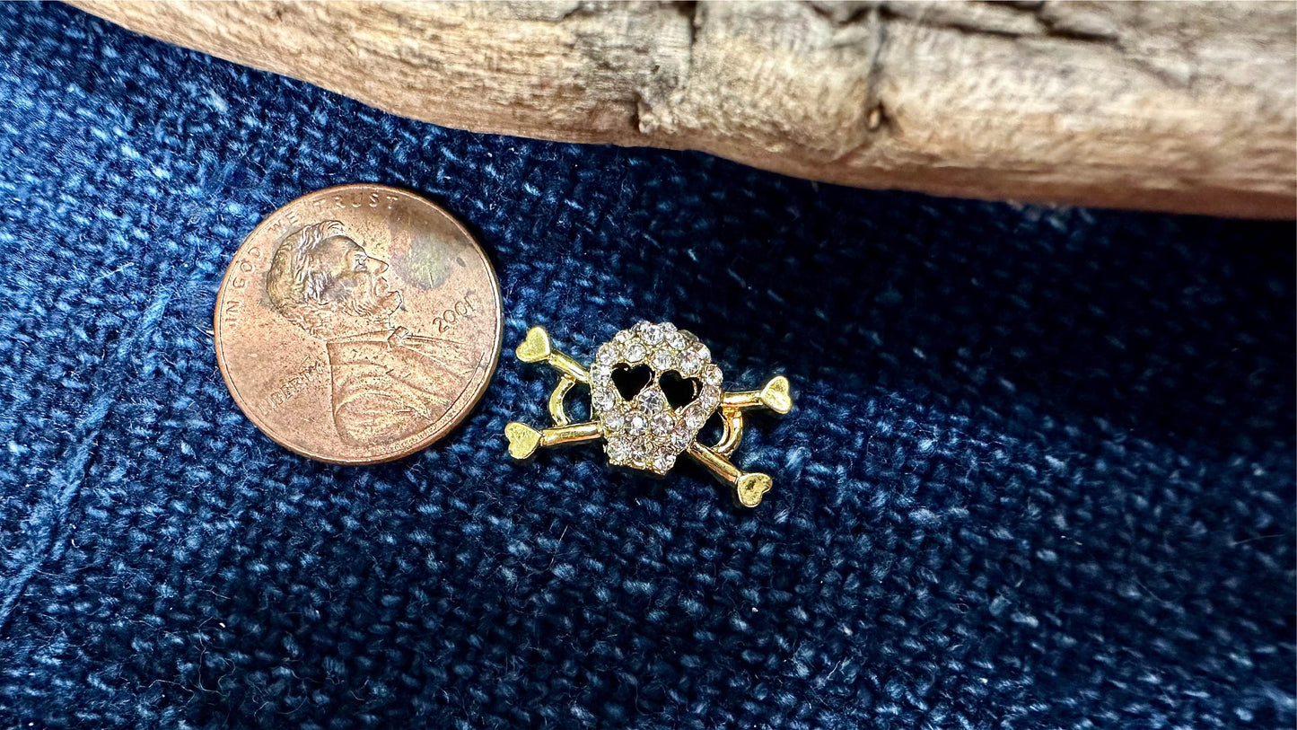 Gold Charm/Pendant - 17mm x 10mm - Pavé Skull & Crossbones with Heart Eyes