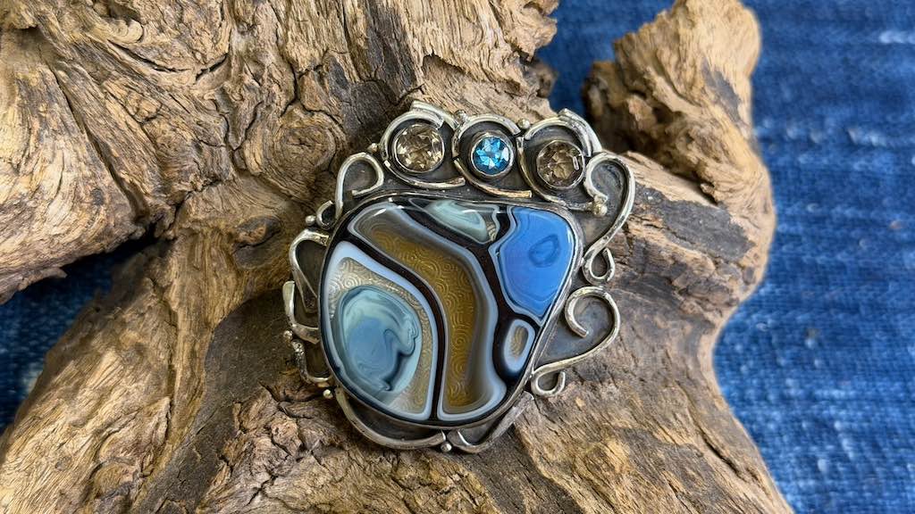 Vintage Sterling Silver Pin