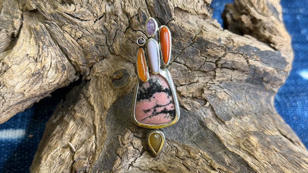 Vintage Sterling Silver Pendant