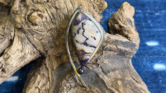 Vintage Sterling Silver Pendant / Pin