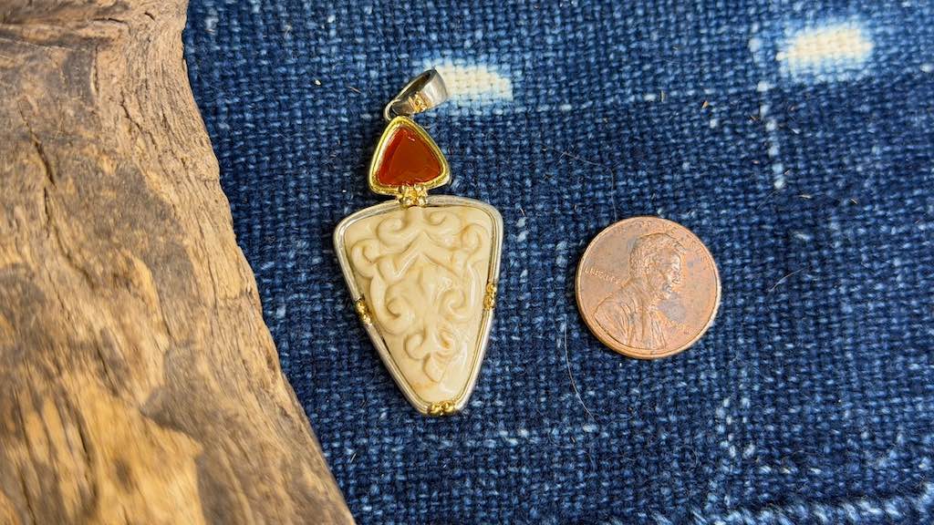 Vintage Sterling Silver Pendant