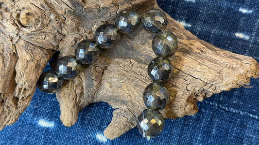 Vintage Czech Glass Bead Strand - Faceted Rounds - 19mm - 8"